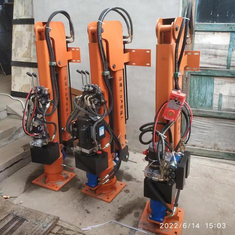 满州乡重汽蓝牌随车吊 3.2吨 国六动力强 液压驱动 农用自卸起重机